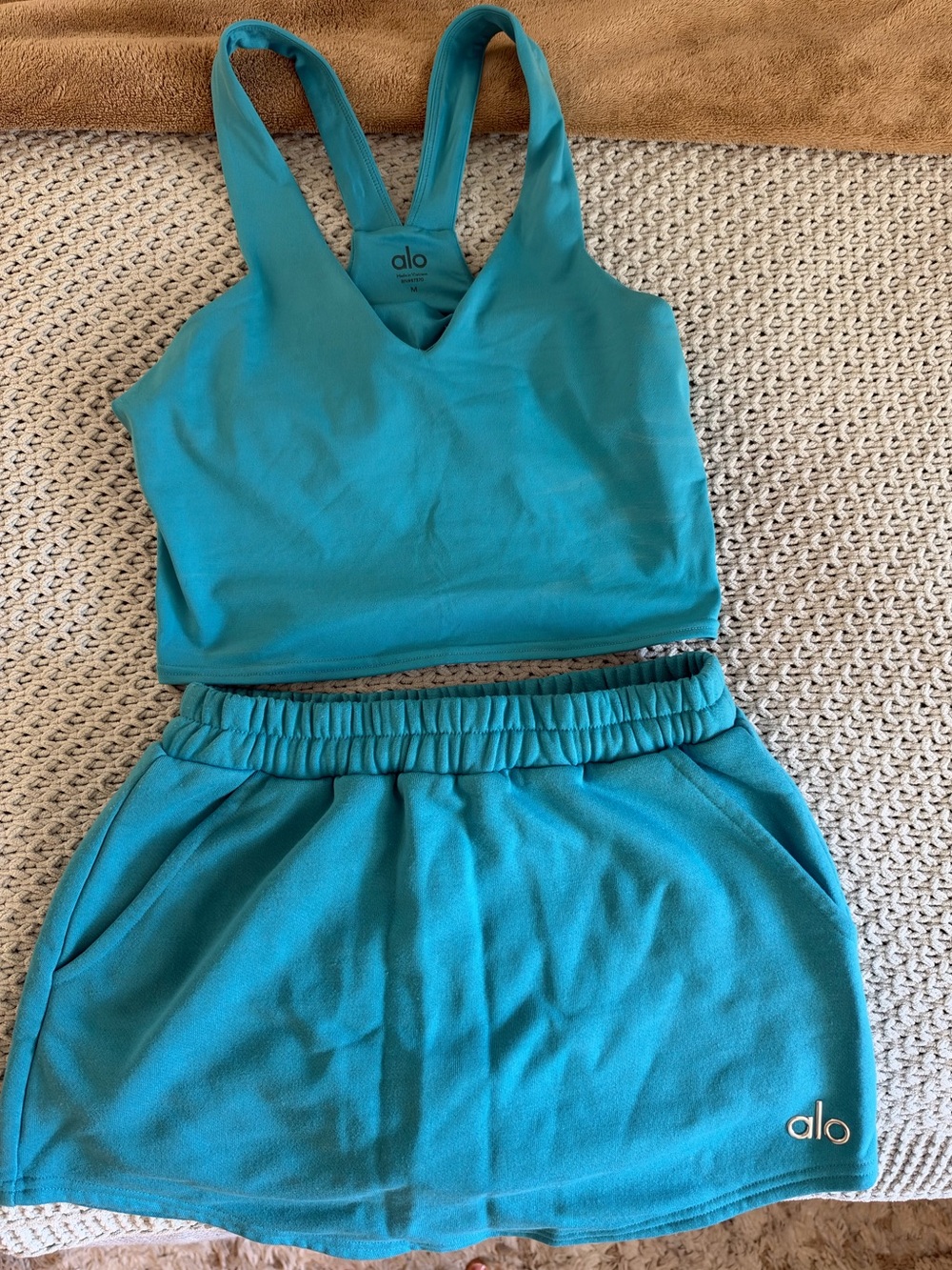 ALO Yoga Accolade High Waist Blue Splash Sweat Skort & Real Bra Tank Set